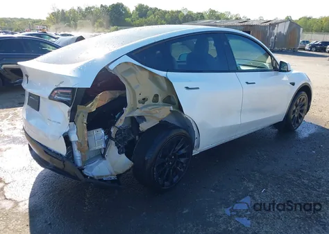 2023 Tesla Model Y Awd/Long Range Dual Motor All-Wheel Drive from USA, damaged, VIN 7SAYGDEE6PF830331